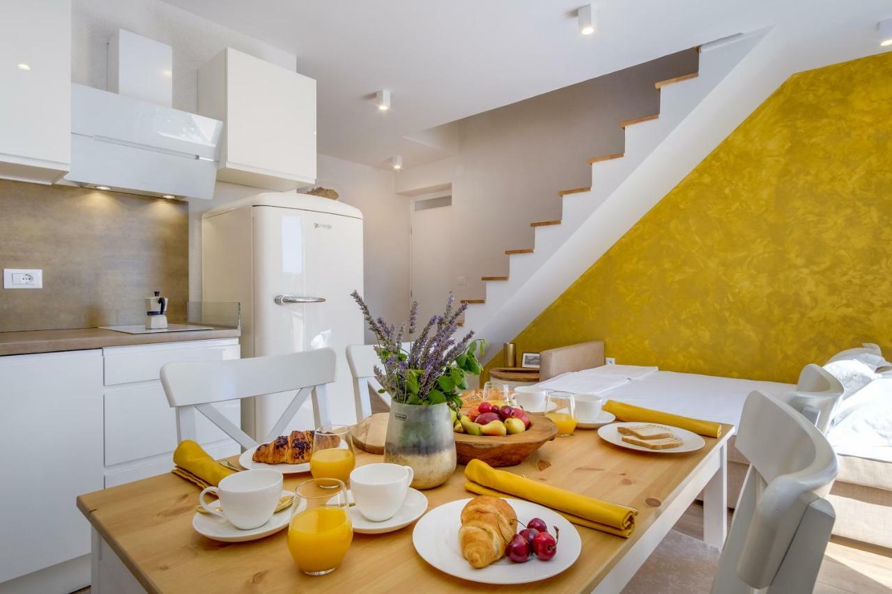 Casa Rustica Apartment Mali Losinj Exterior photo