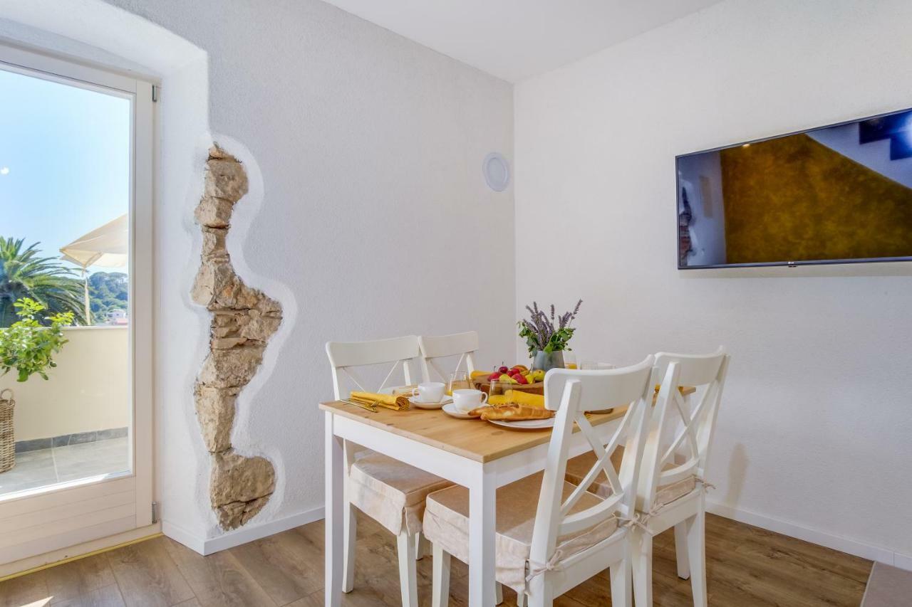 Casa Rustica Apartment Mali Losinj Exterior photo